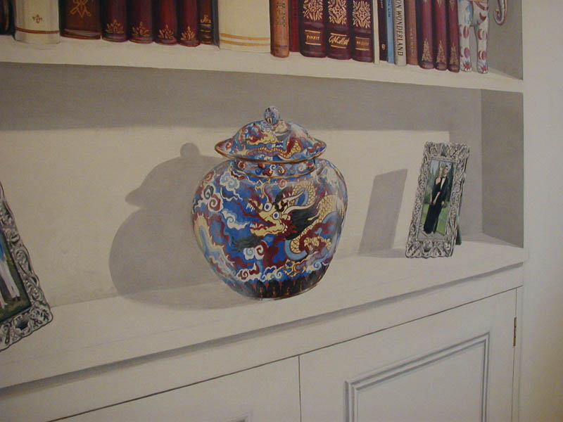 [Trompe ornament is an ancient chinese cloisonne jar]